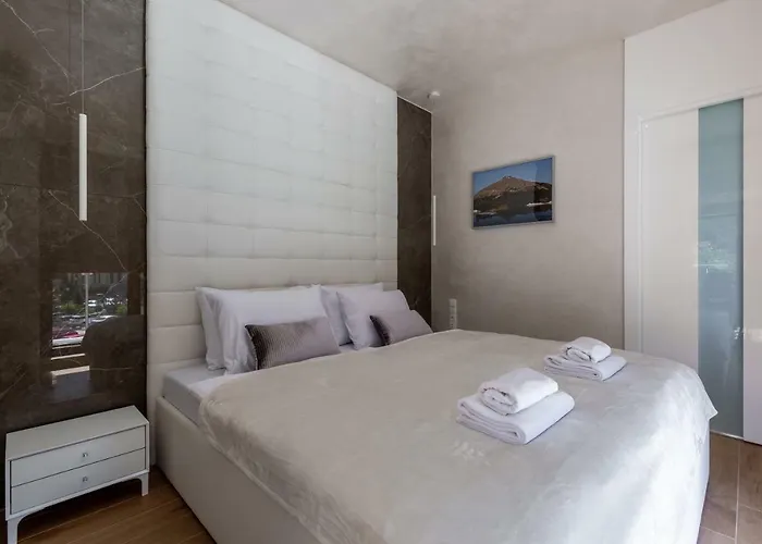 公寓 Bluesky - Ogrodnicza 7 I 9 - Z Widokiem Na Gory, W Zielonej Okolicy, Blisko Centrum I Atrakcji Karpacza 卡尔帕奇