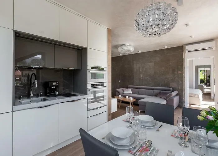 Bluesky - Ogrodnicza 7 I 9 - Z Widokiem Na Gory, W Zielonej Okolicy, Blisko Centrum I Atrakcji Karpacza * 卡尔帕奇