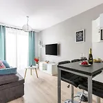Appartement Bluesky-ogrodnicza - Nowoczesne Z Balkonem I Widokiem Na Gory, Blisko Centrum Karpacza, Stokow Narciarskich I Atrakcji Karpacz